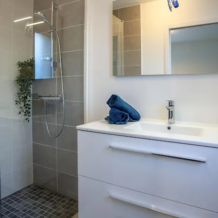 La Tingere By Interhome Nyaraló *