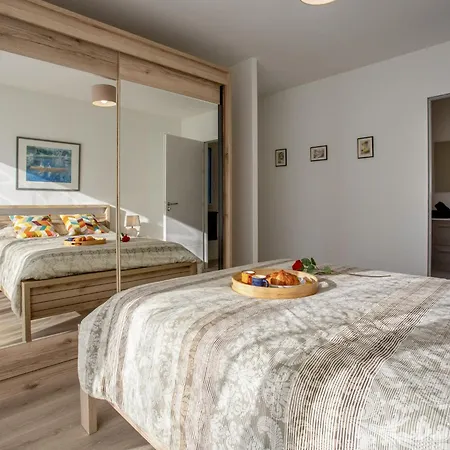 La Tingere By Interhome Nyaraló